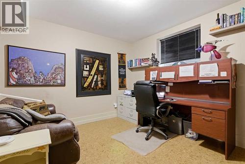 64 Patterson Mews Sw, Calgary, AB - Indoor Photo Showing Office