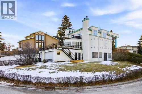 64 Patterson Mews Sw, Calgary, AB - Outdoor