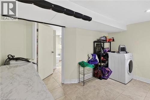 91 Royal Avenue, Hamilton, ON - Indoor Photo Showing Laundry Room