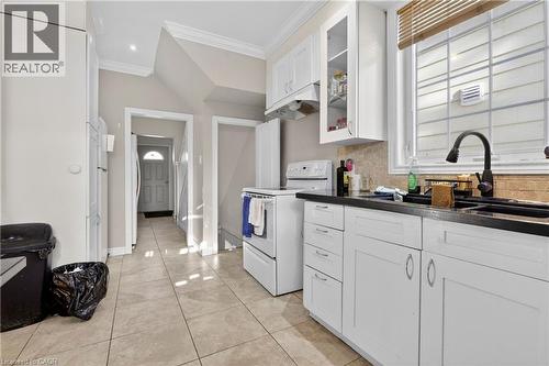 91 Royal Avenue, Hamilton, ON - Indoor Photo Showing Kitchen