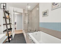 bathroom suite - 
