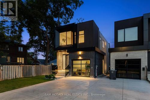 1090 Ella Avenue, Mississauga, ON - Outdoor