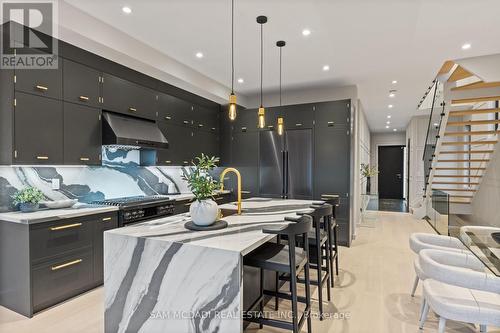 1090 Ella Avenue, Mississauga, ON - Indoor