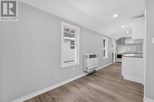 40 Longtent Avenue, Fort Erie (Lakeshore), ON - Indoor Photo Showing Other Room