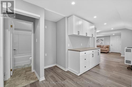 40 Longtent Avenue, Fort Erie (Lakeshore), ON - Indoor Photo Showing Other Room
