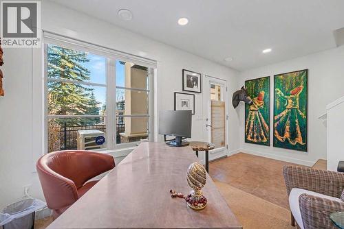 14 Aspen Hills Terrace Sw, Calgary, AB - Indoor