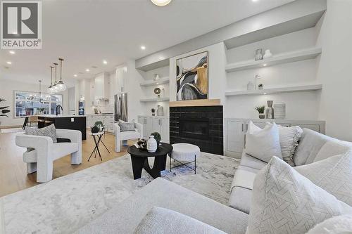 4615 82 Street Nw, Calgary, AB - Indoor