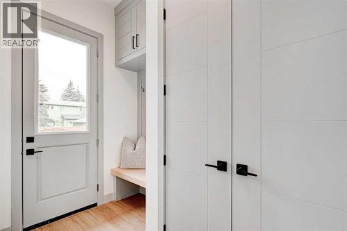 4615 82 Street Nw, Calgary, AB - Indoor Photo Showing Other Room