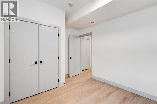 4615 82 Street Nw, Calgary, AB - Indoor Photo Showing Other Room