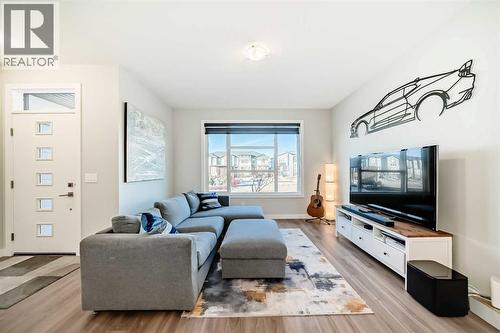 115 Wolf Hollow Park Se, Calgary, AB - Indoor Photo Showing Living Room