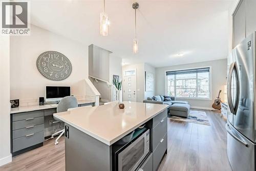 115 Wolf Hollow Park Se, Calgary, AB - Indoor Photo Showing Kitchen