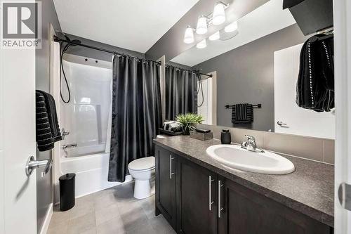 308 Redstone View, Calgary, AB - Indoor Photo Showing Bathroom