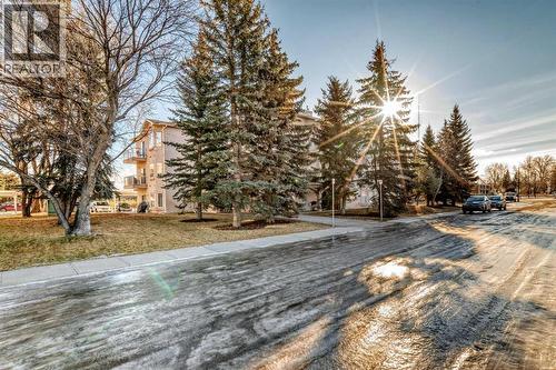 205, 7 Lineham Avenue, Okotoks, AB - Outdoor With View
