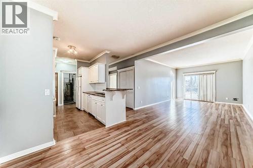 205, 7 Lineham Avenue, Okotoks, AB - Indoor