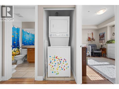 3833 Brown Road Unit# 1203, West Kelowna, BC - Indoor Photo Showing Laundry Room
