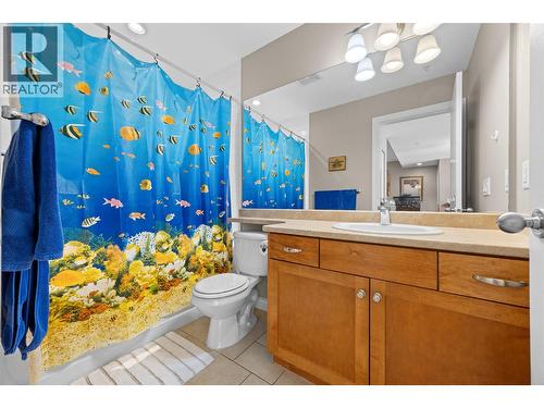 3833 Brown Road Unit# 1203, West Kelowna, BC - Indoor Photo Showing Bathroom