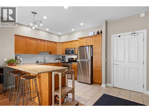 3833 Brown Road Unit# 1203, West Kelowna, BC - Indoor Photo Showing Kitchen With Stainless Steel Kitchen
