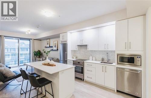 10 Esplanade Lane Unit# 310, Grimsby, ON - Indoor Photo Showing Kitchen With Upgraded Kitchen