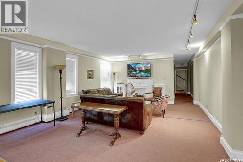#209 2305 Victoria Avenue, Regina, SK - Indoor