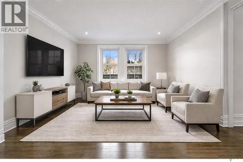 #209 2305 Victoria Avenue, Regina, SK - Indoor Photo Showing Living Room