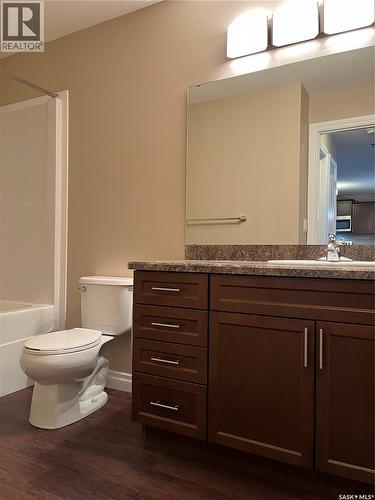 324 3630 Haughton Road, Regina, SK - Indoor Photo Showing Bathroom