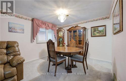 131 Gracefield Crescent, Kitchener, ON - Indoor Photo Showing Dining Room