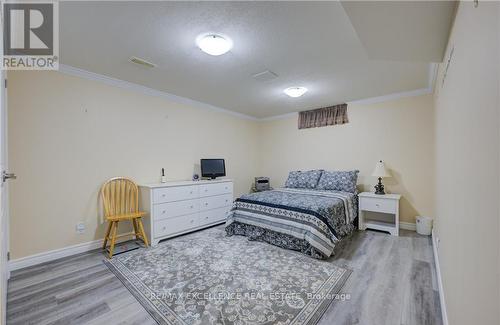 131 Gracefield Crescent, Kitchener, ON - Indoor Photo Showing Bedroom