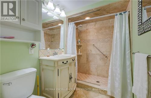 131 Gracefield Crescent, Kitchener, ON - Indoor Photo Showing Bathroom