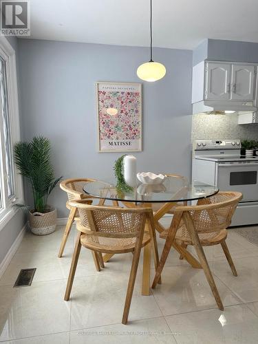 17 Rosanne Crescent, Hamilton, ON - Indoor