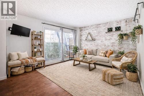 208, 1222 13 Avenue SW  Calgary, AB T3C 0T1