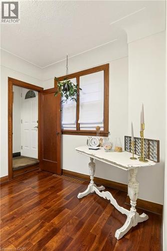open area either as extension of LR or smaller dining room - 17 Gary Avenue, Hamilton, ON - Indoor Photo Showing Other Room