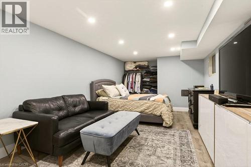 Basement bedroom w/ above grade window & closets - 17 Gary Avenue, Hamilton, ON - Indoor Photo Showing Basement