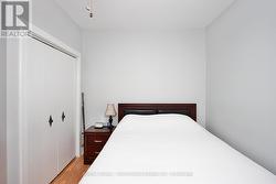 Main Floor - Bedroom - 