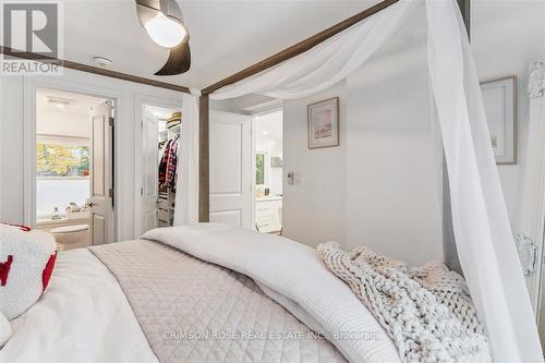 89 Holyrood Avenue, Oakville, ON - Indoor Photo Showing Bedroom