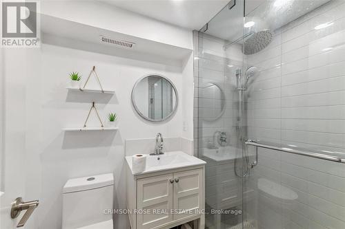 89 Holyrood Avenue, Oakville, ON - Indoor Photo Showing Bathroom