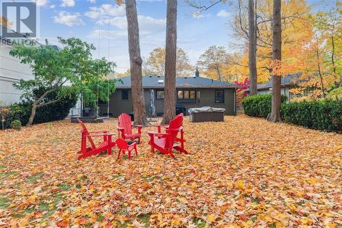89 Holyrood Avenue, Oakville, ON - Outdoor