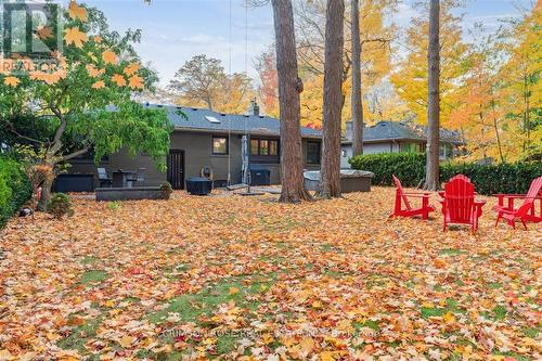 89 Holyrood Avenue, Oakville, ON - Outdoor