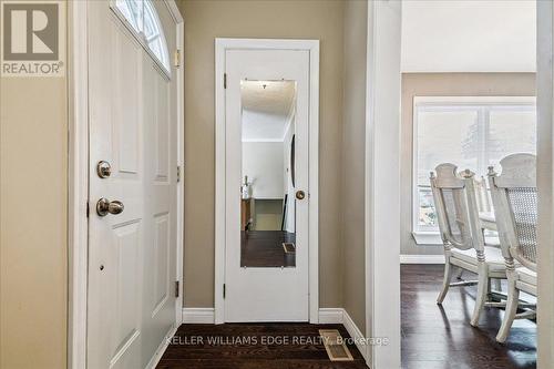 359 Pepper Drive, Burlington, ON - Indoor Photo Showing Other Room
