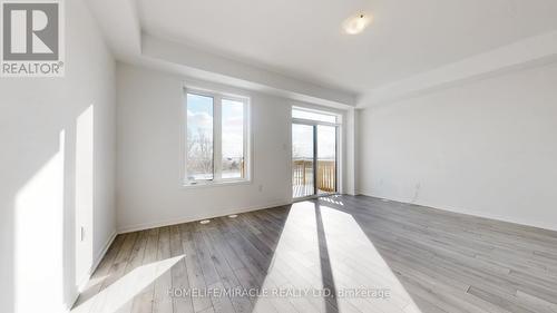 779 Heathrow Path, Oshawa, ON - Indoor Photo Showing Other Room