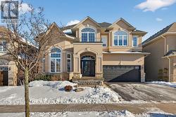 6 VANDERBURGH LANE  Grimsby, ON L3M 1P5