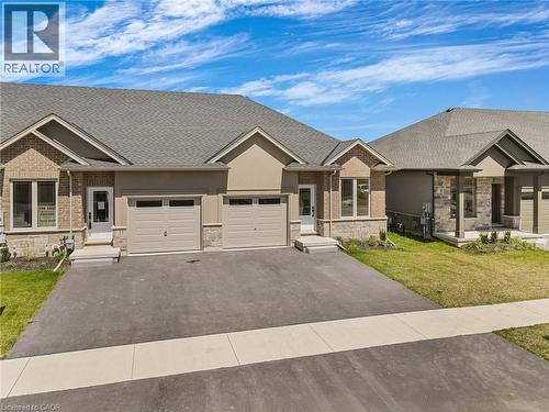 15 AUSTIN Drive  Welland, ON L3B 5N8