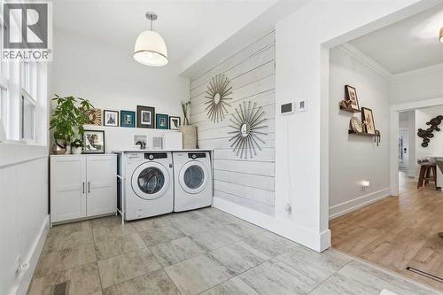 Laundry - 712 5 Street Nw, Calgary, AB - Indoor Photo Showing Laundry Room