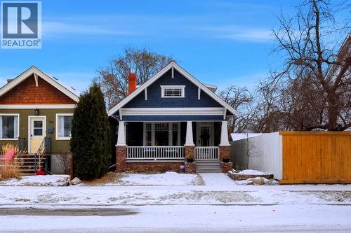 712 5 Street Nw, Calgary, AB - Outdoor