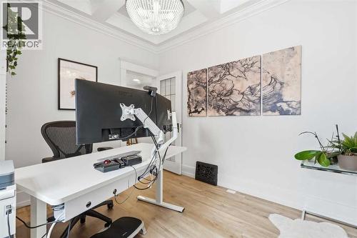 Bedroom 2 - 712 5 Street Nw, Calgary, AB - Indoor Photo Showing Office