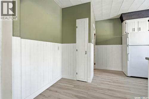 745 Elphinstone Street, Regina, SK - Indoor