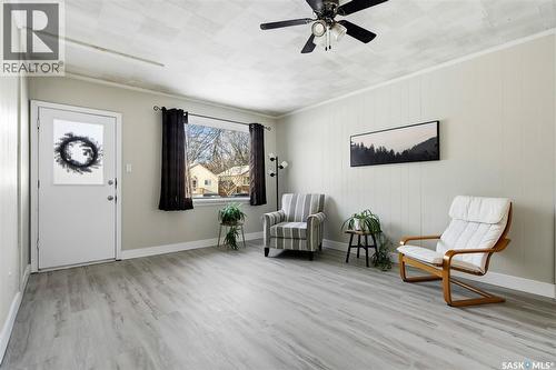 745 Elphinstone Street, Regina, SK - Indoor