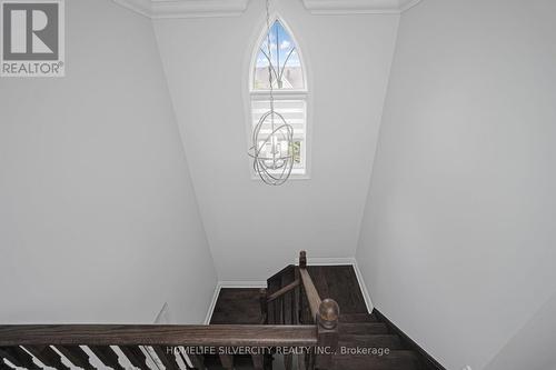 8 Mitchell Crescent, Mono, ON - Indoor Photo Showing Other Room