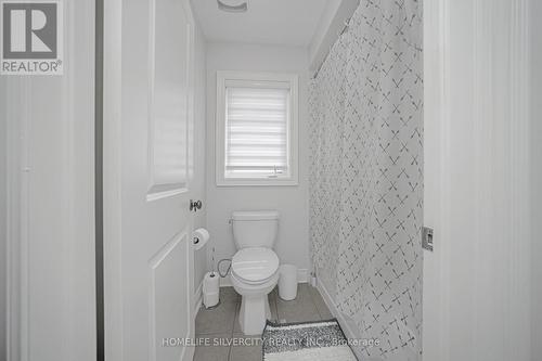 8 Mitchell Crescent, Mono, ON - Indoor Photo Showing Bathroom