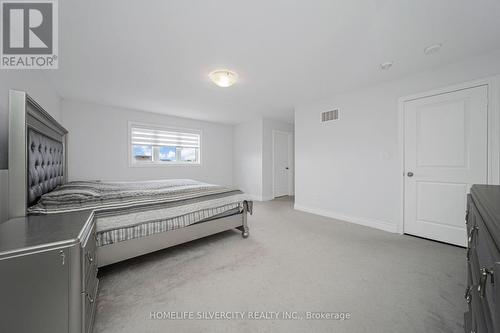 8 Mitchell Crescent, Mono, ON - Indoor Photo Showing Bedroom