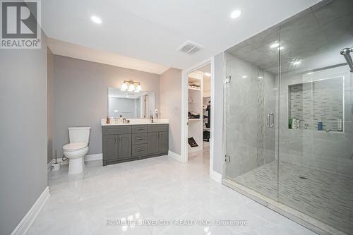 8 Mitchell Crescent, Mono, ON - Indoor Photo Showing Bathroom